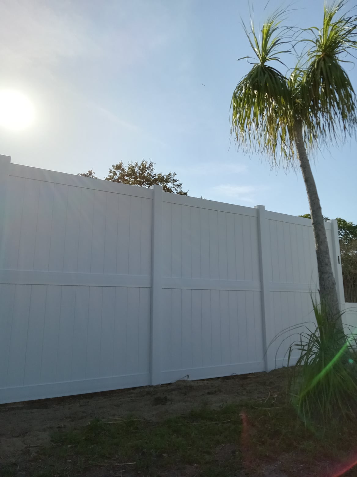 fence protection from wind and rain Florida